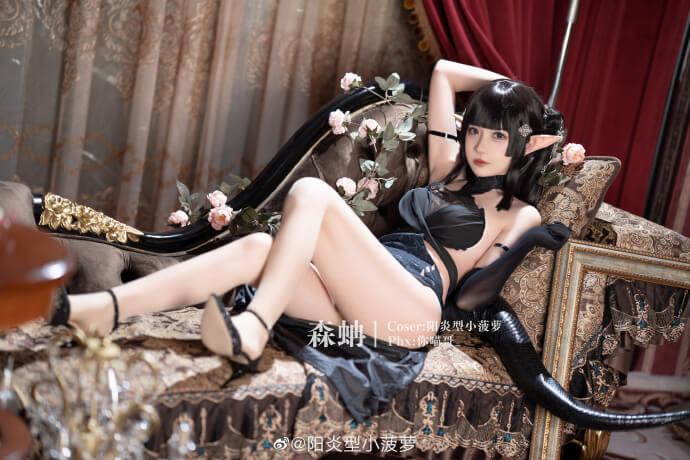 【COS正片】明日方舟森蚺 守夜冠军cos cn阳炎型小菠萝